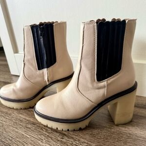 Free People Stylish Cream Ankle Boots